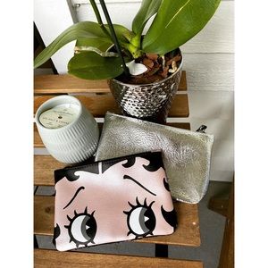 Ipsy Make-Up Bag • NWOT